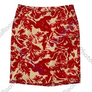 The Limited Red Floral Pencil Skirt Size 8. NWT